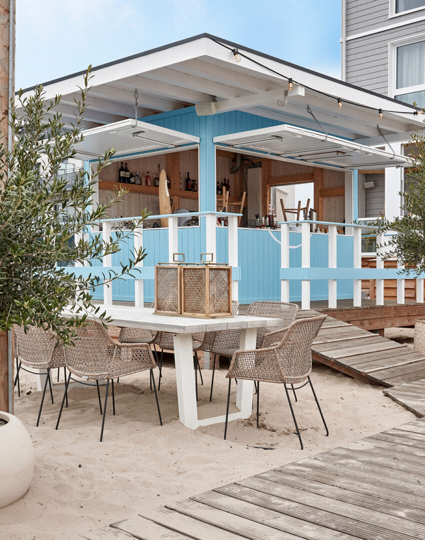 Beach Apartments_Image_1080x1370px_1