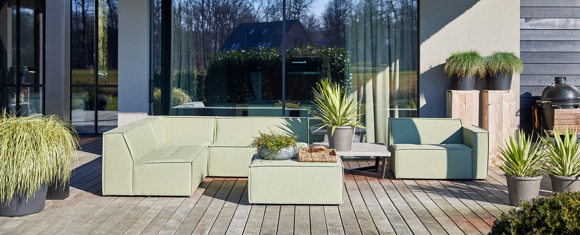Bellagio Outdoor sofa