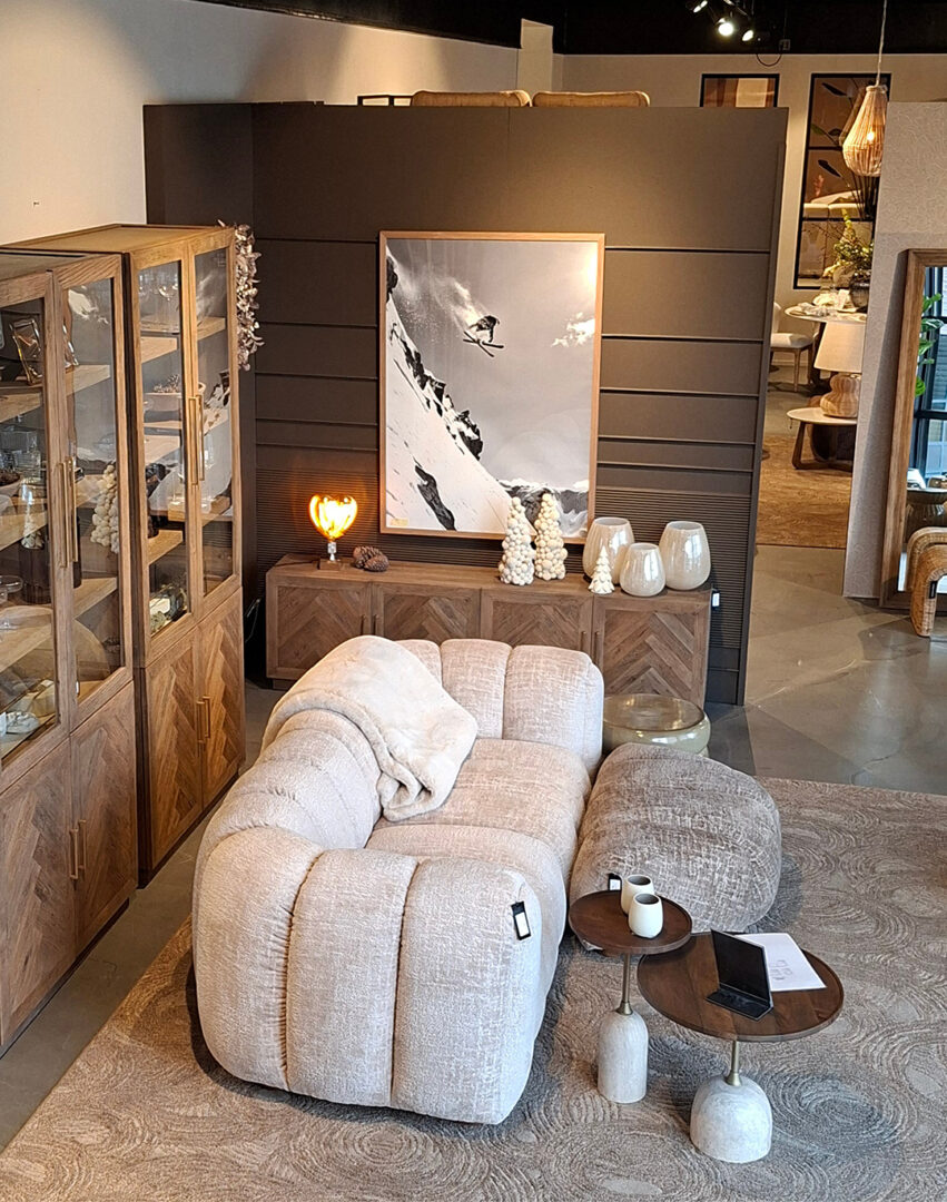 Experience Center_1080x1370px_3