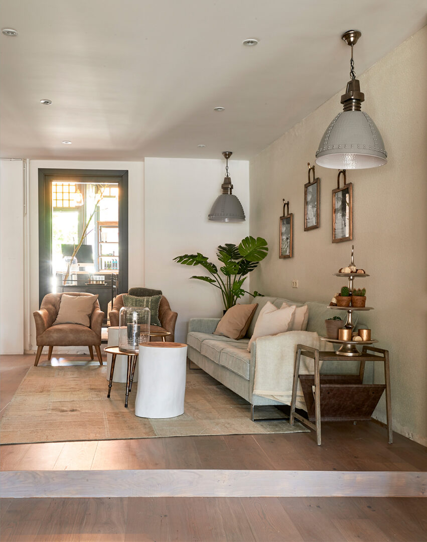 Hairforce 1_Image_1080x1370px_7