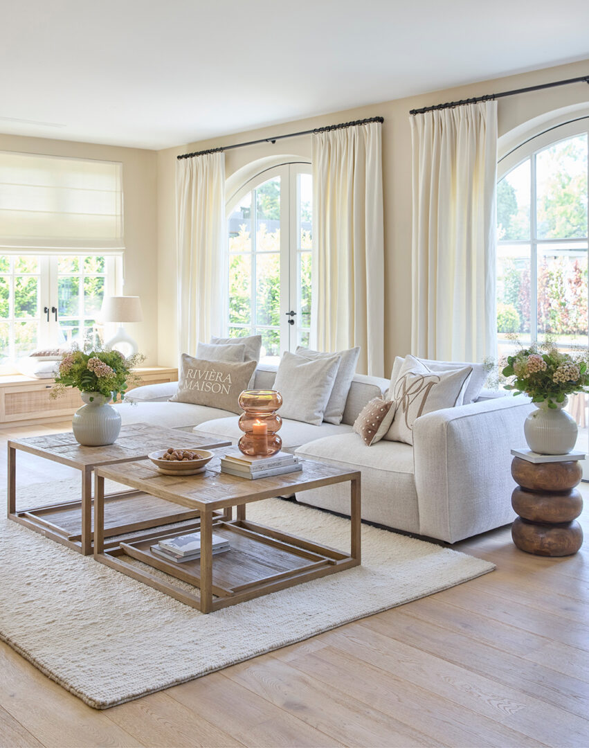 Hamilton_Image_1080x1370px_1