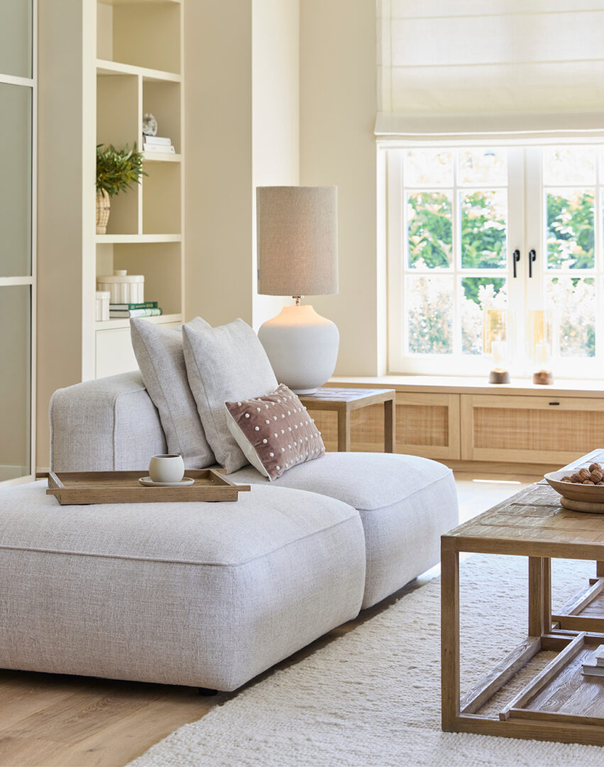 Hamilton_Image_1080x1370px_3