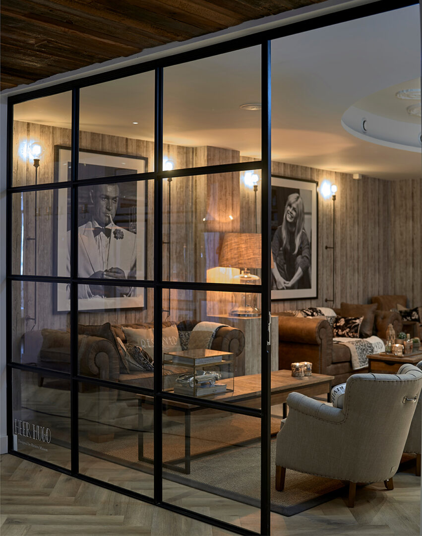 Heer Hugo_Image_1080x1370px_16