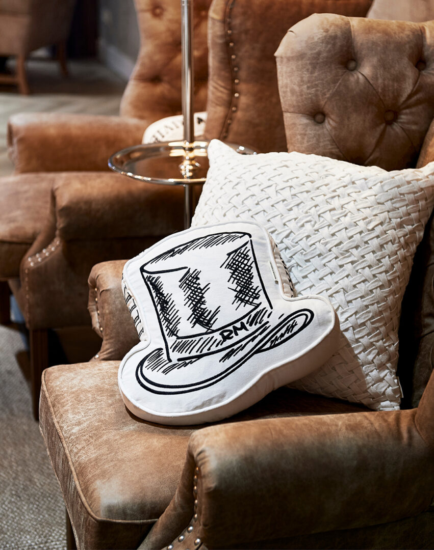 Heer Hugo_Image_1080x1370px_2