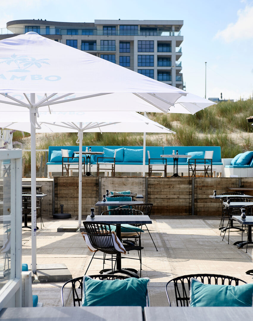 Mambo Beach_Image_1080x1370px_2