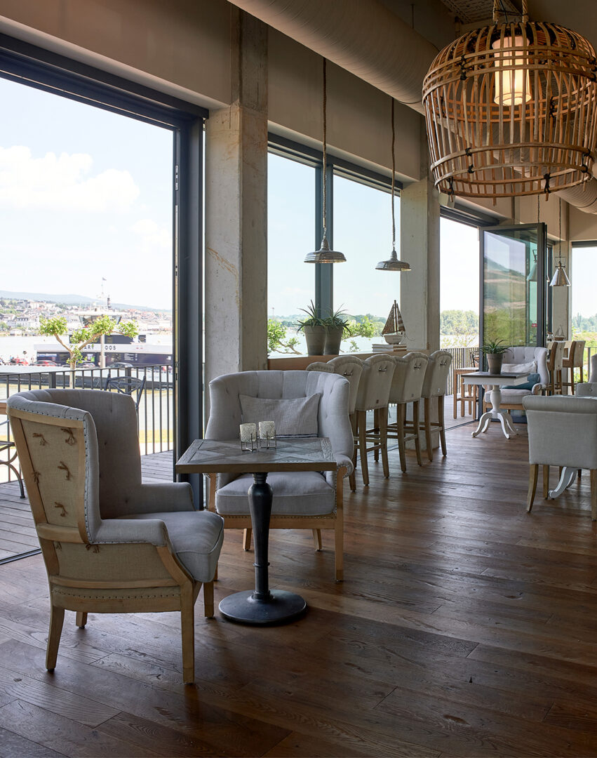 Papa Rhein_Image_1080x1370px_8