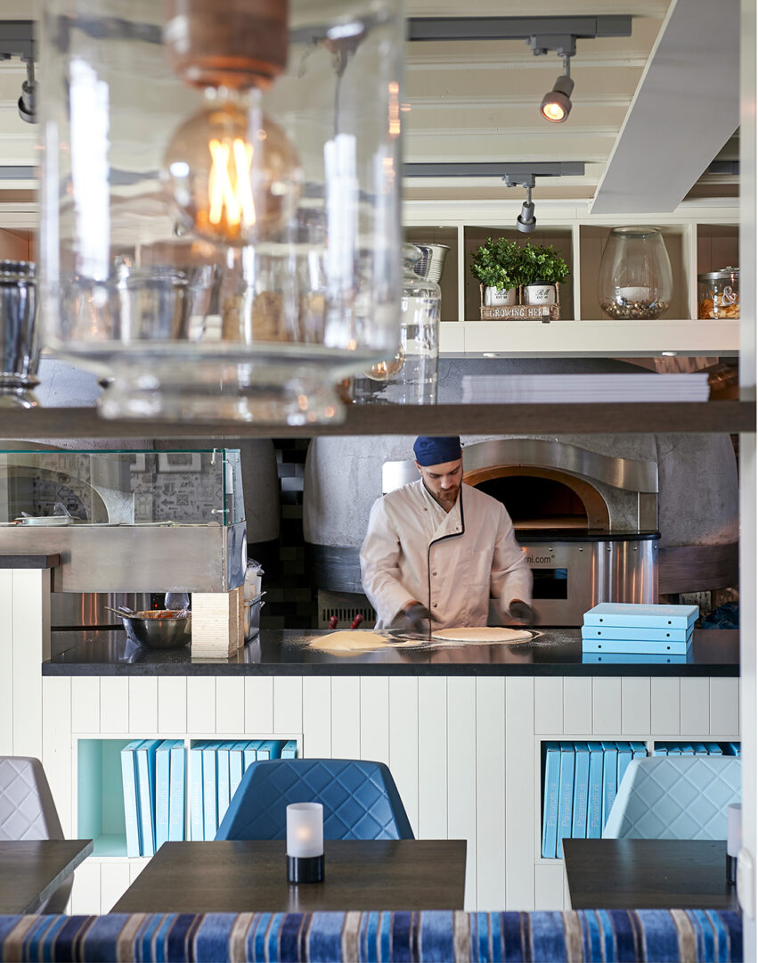 Pavarotti_Image_1080x1370px_8