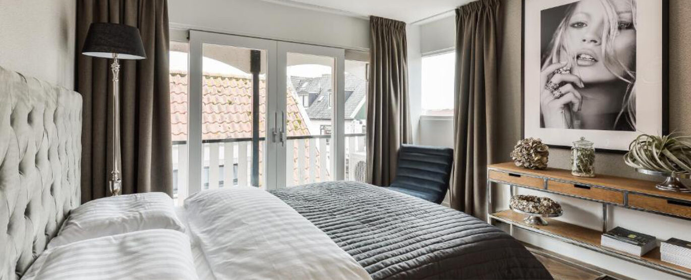 The Old Bridge_Header_1920x780px_2