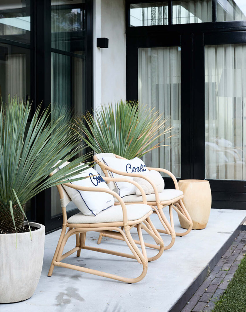 Beach House_Image_1080x1370px_SS26_07