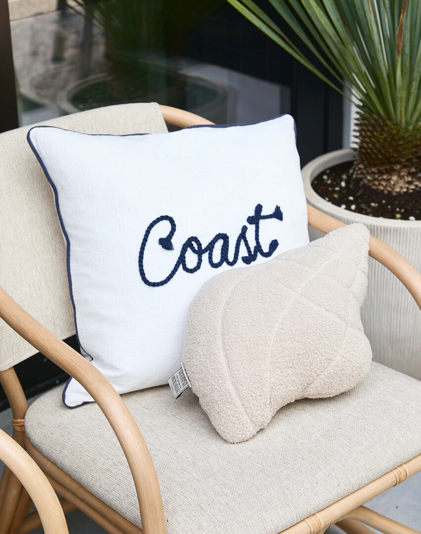 Beach House_Image_1080x1370px_SS26_21